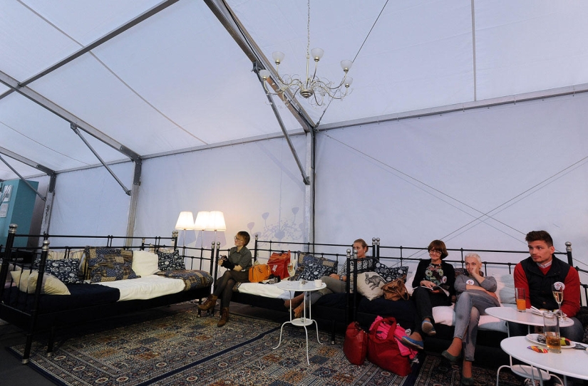 IKEA awakens love: new IKEA catalog 2015