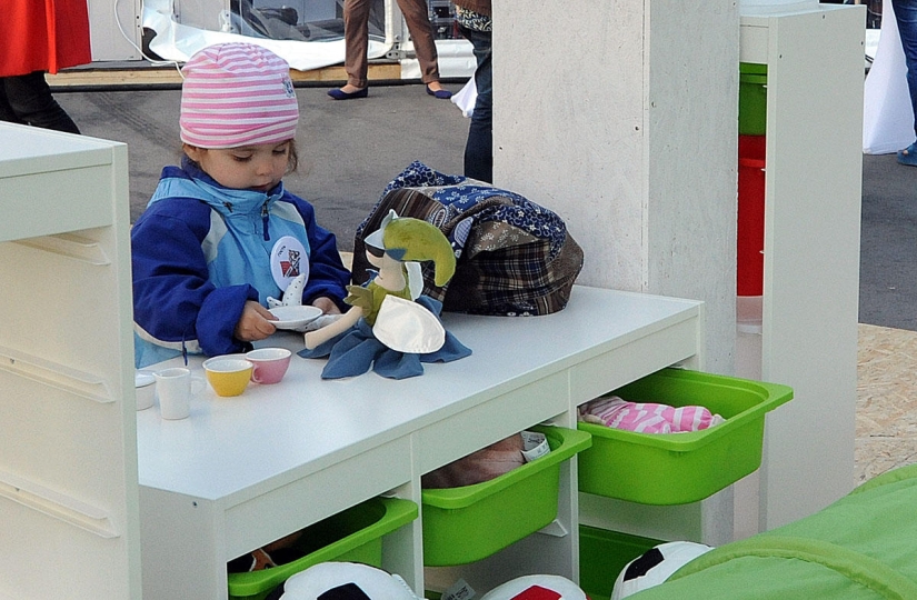 IKEA awakens love: new IKEA catalog 2015