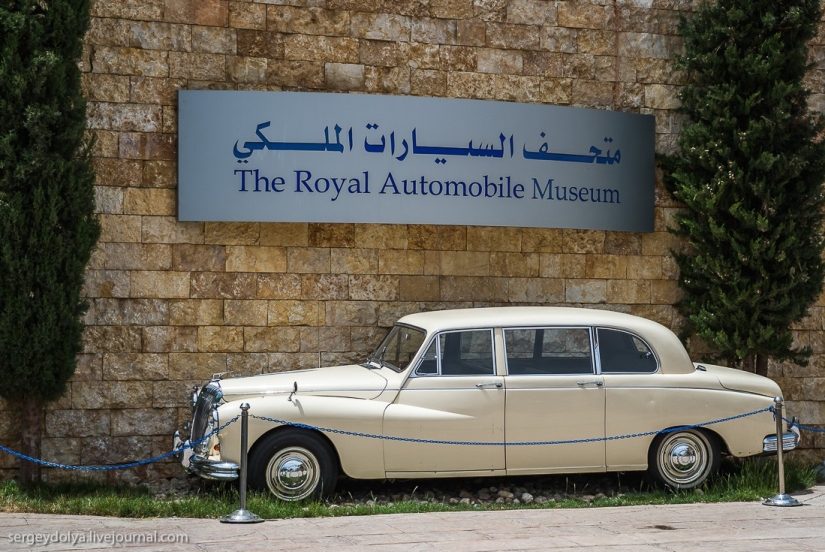 Impresionante flota real en Jordania