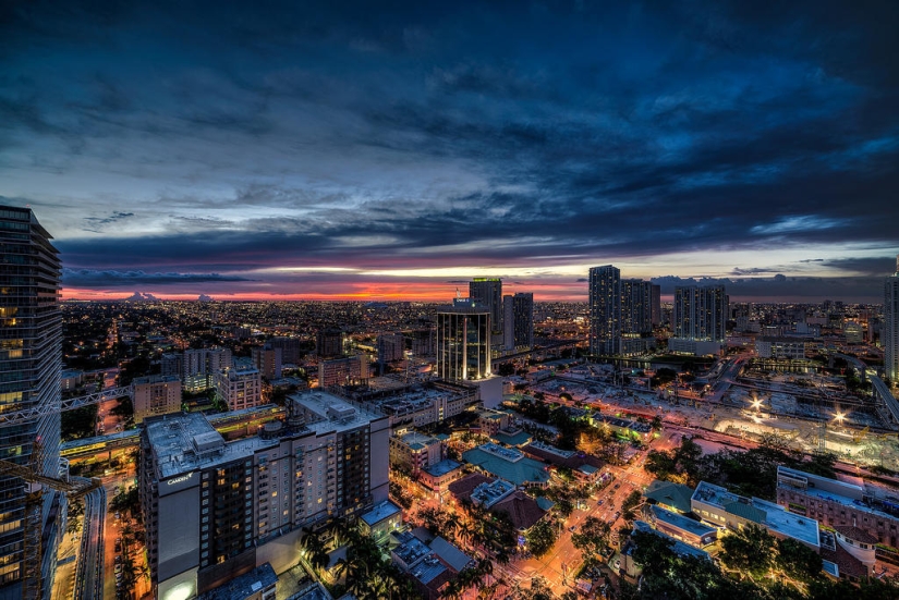 Impresionantes cielos sobre Miami Impresionantes cielos sobre Miami