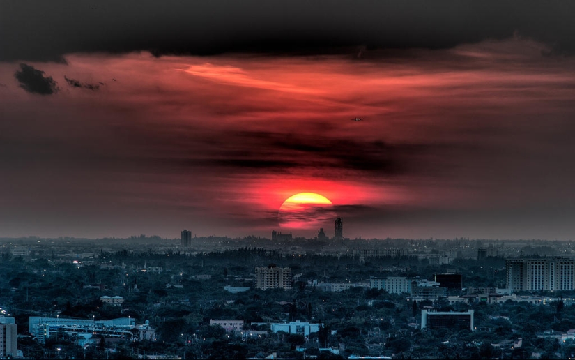 Impresionantes cielos sobre Miami Impresionantes cielos sobre Miami