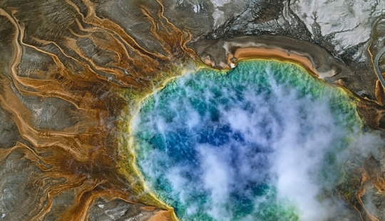 Impresionantes fotos de los cuerpos de agua de la Tierra desde el aire. Impresionantes fotos de los cuerpos de agua de la Tierra desde el aire.