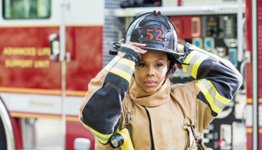 In Canada, female firefighters burned down a national park In Canada, female firefighters burned down a national park