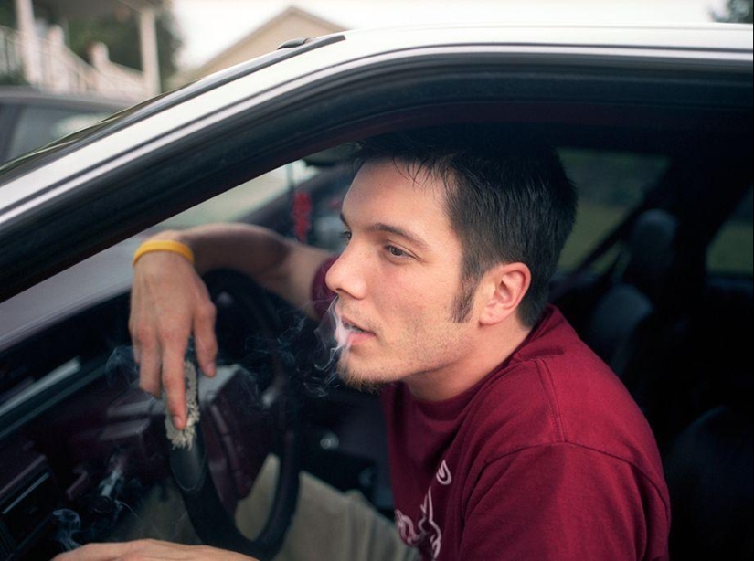 In clouds of smoke - World of smokers In clouds of smoke - World of smokers