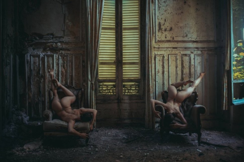 In contrast: photographer shoots naked girls in abandoned buildings In contrast: photographer shoots naked girls in abandoned buildings