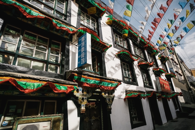 In search of magic: on the other side of the border In search of magic: on the other side of the border