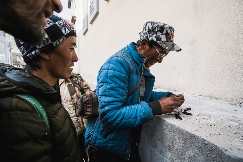 In search of magic: on the other side of the border In search of magic: on the other side of the border