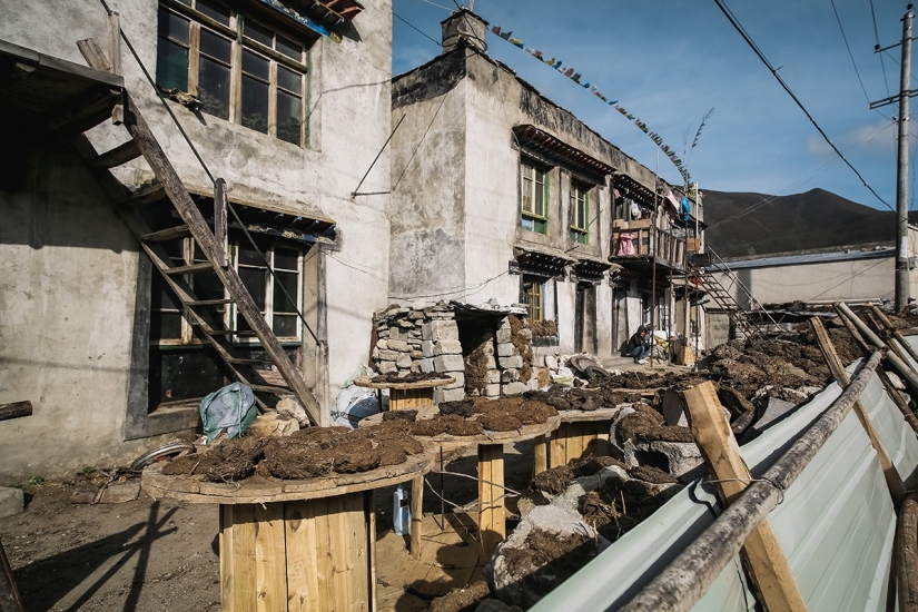 In search of magic: on the other side of the border In search of magic: on the other side of the border