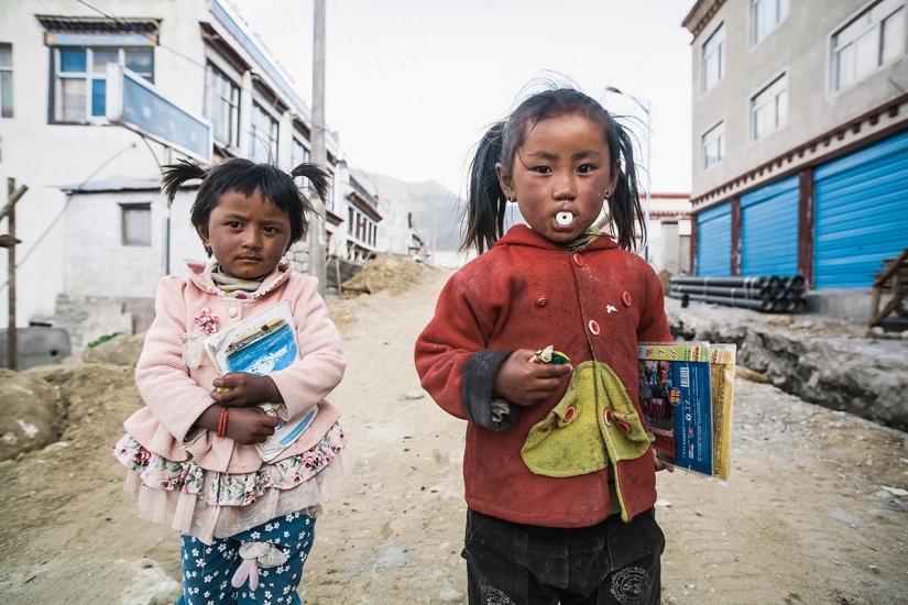 In search of magic: on the other side of the border In search of magic: on the other side of the border