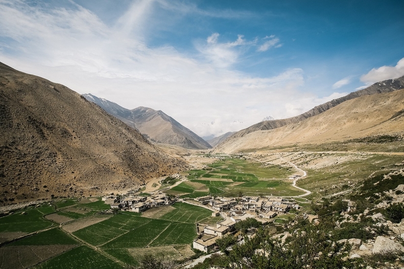 In search of magic: on the other side of the border In search of magic: on the other side of the border