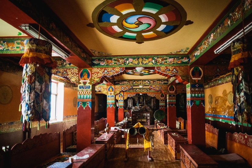 In search of magic: on the other side of the border In search of magic: on the other side of the border