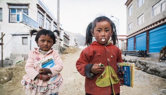 In search of magic: on the other side of the border