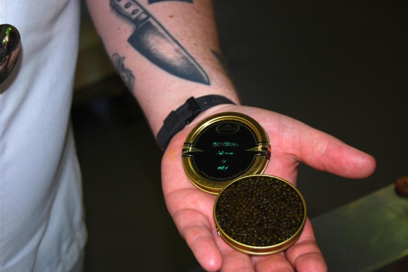 In the Netherlands, the most expensive burger in the world was created at a price of 131 thousand rubles