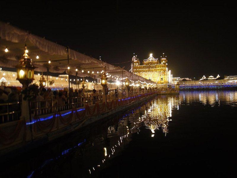 Increíbles lugares de culto en todo el mundo. Increíbles lugares de culto en todo el mundo.