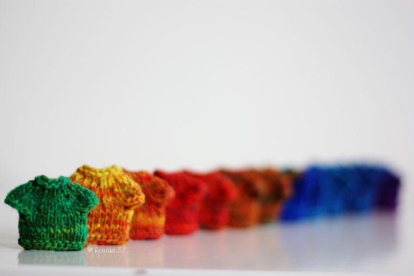 Incredible miniature things knitted and crocheted