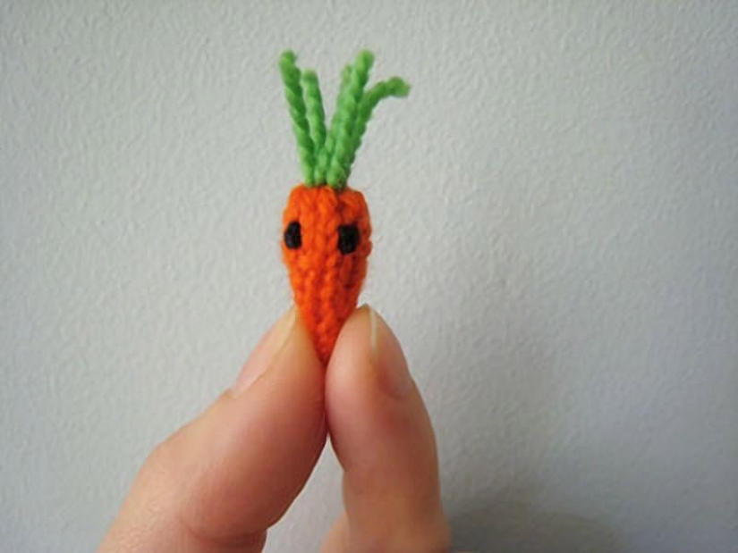 Incredible miniature things knitted and crocheted
