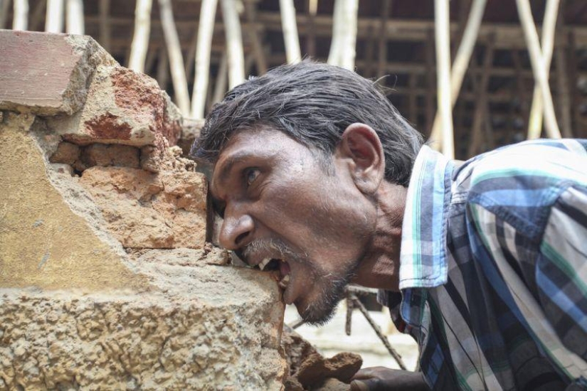 Indian man eats bricks and stones for 20 years