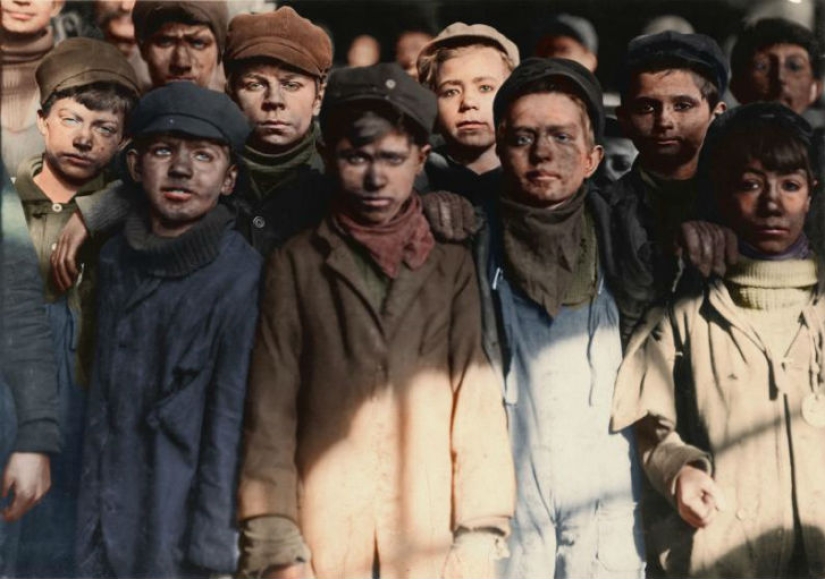 Infancia perdida: Horribles condiciones de trabajo infantil fotografiadas por Lewis Hine Infancia perdida: Horribles condiciones de trabajo infantil fotografiadas por Lewis Hine