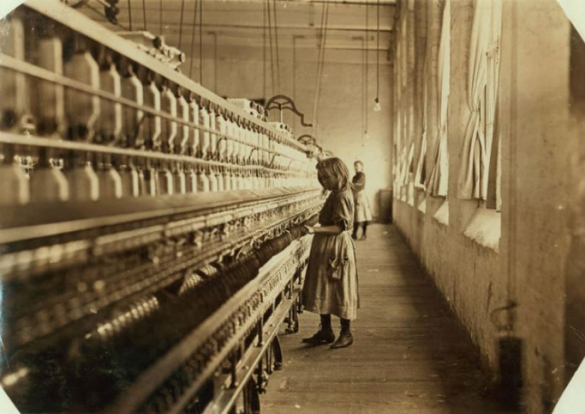 Infancia perdida: Horribles condiciones de trabajo infantil fotografiadas por Lewis Hine Infancia perdida: Horribles condiciones de trabajo infantil fotografiadas por Lewis Hine