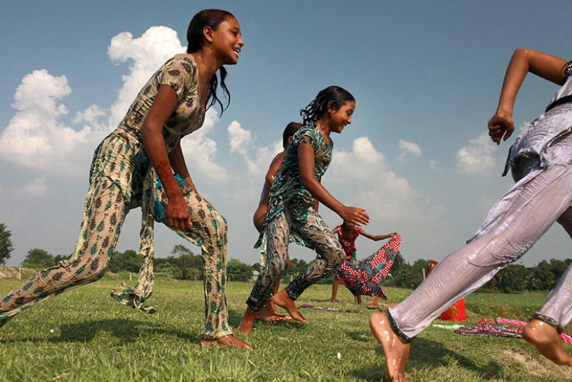 Infancia robada - Niñas prostitutas de Bangladesh