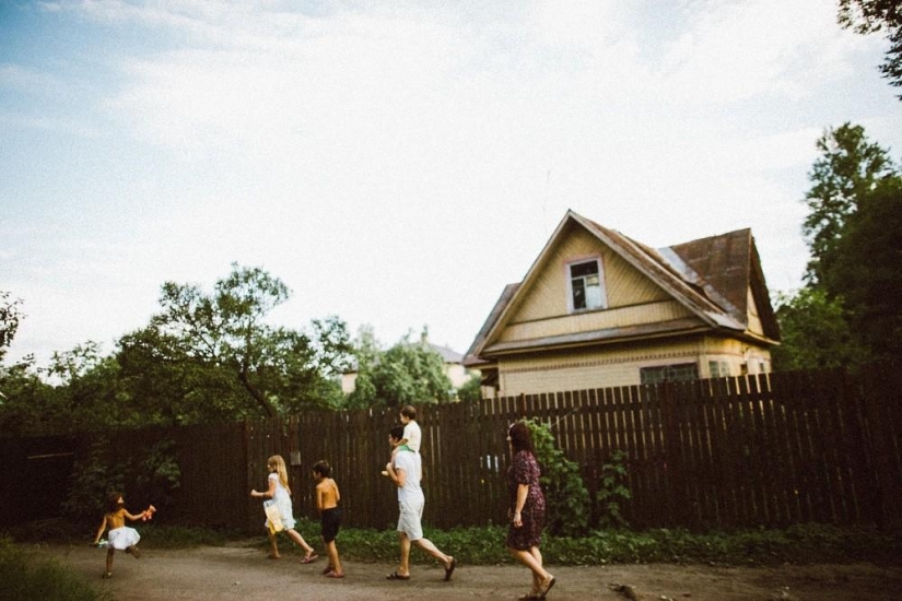 Infancia traviesa en el campo