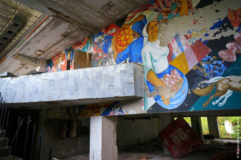Interiors of Pripyat Interiors of Pripyat