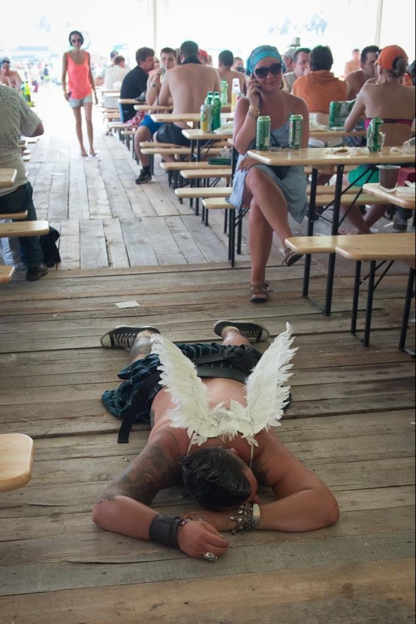 Invasión: ¡sobrevive a pesar de! .. Invasión: ¡sobrevive a pesar de! ..