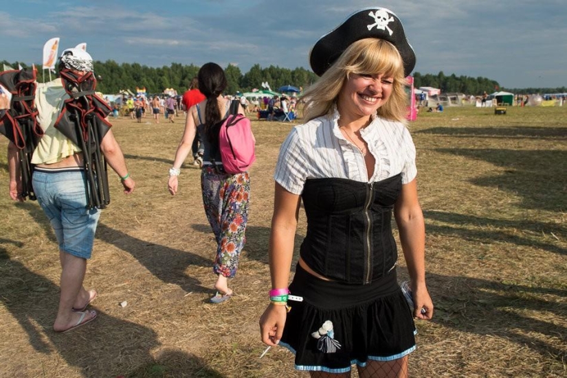 Invasión: ¡sobrevive a pesar de! .. Invasión: ¡sobrevive a pesar de! ..