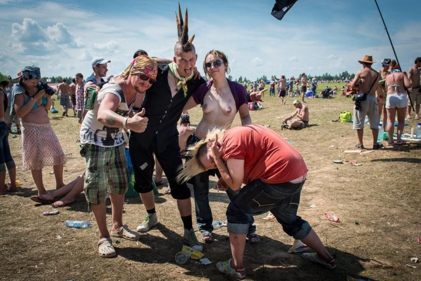 Invasion - survive in spite of! ..