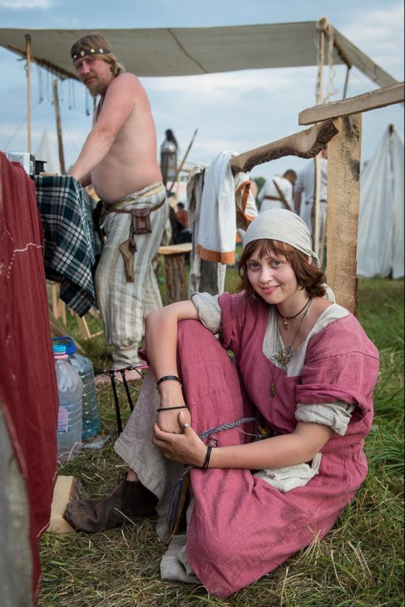 Invasion - survive in spite of! ..