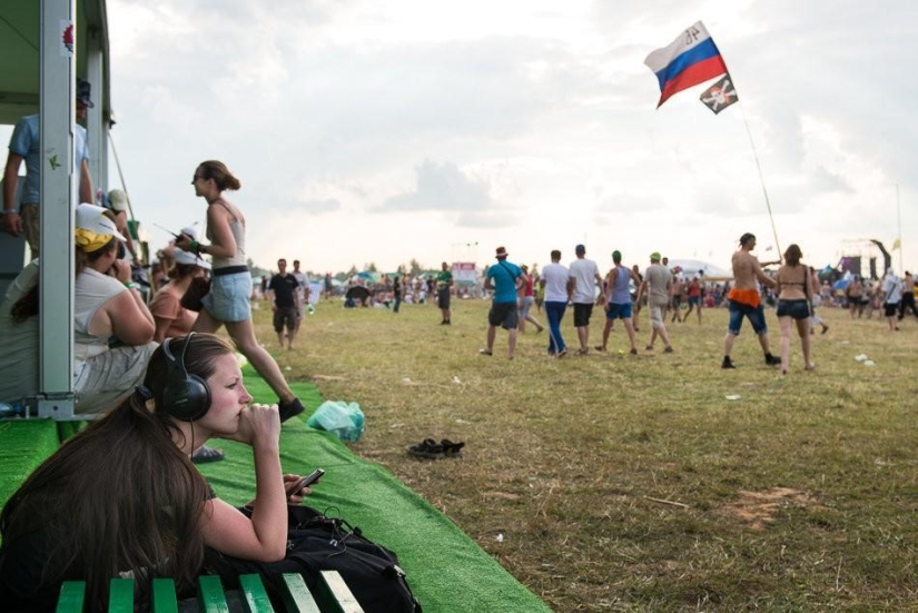 Invasion - survive in spite of! ..