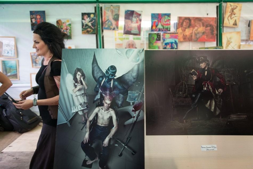 Invasion - survive in spite of! ..