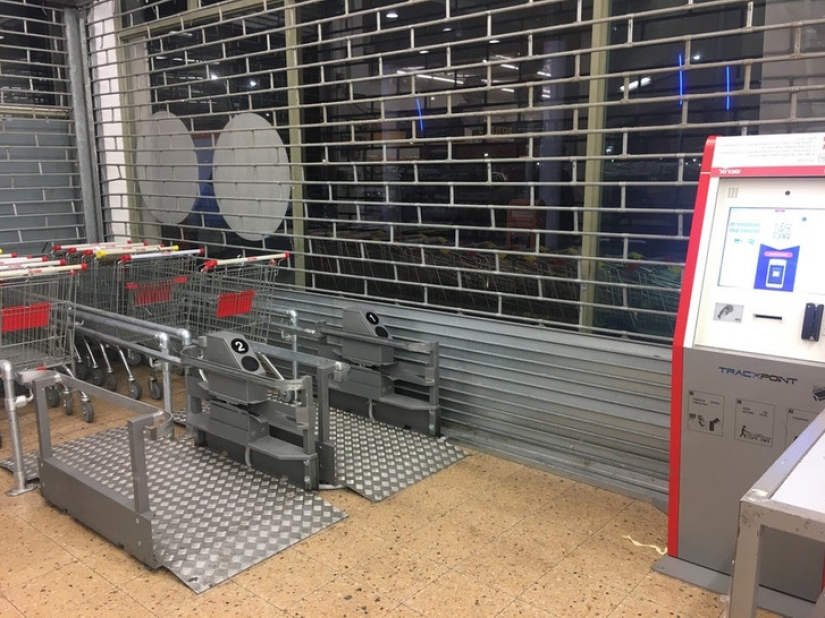 Israel is a very unusual country, and here are 22 proofs