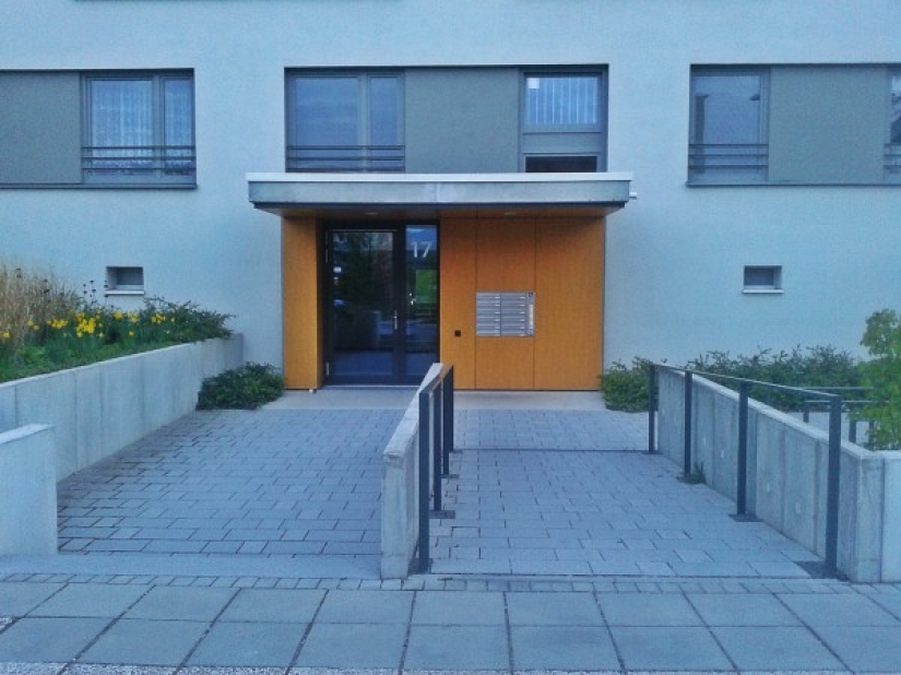 It cannot be demolished, repaired: how the Germans turn their "Khrushchevki" into decent housing