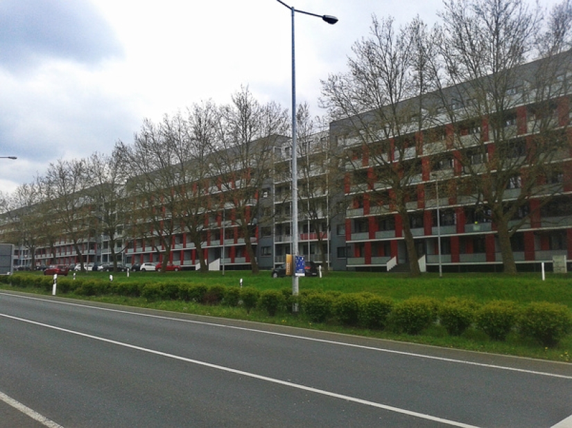 It cannot be demolished, repaired: how the Germans turn their "Khrushchevki" into decent housing