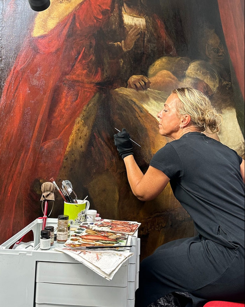 “It Didn’t Fit In With Artistic Rules”: Terrifying Figure Unearthed From 18th-Century Artwork “It Didn’t Fit In With Artistic Rules”: Terrifying Figure Unearthed From 18th-Century Artwork