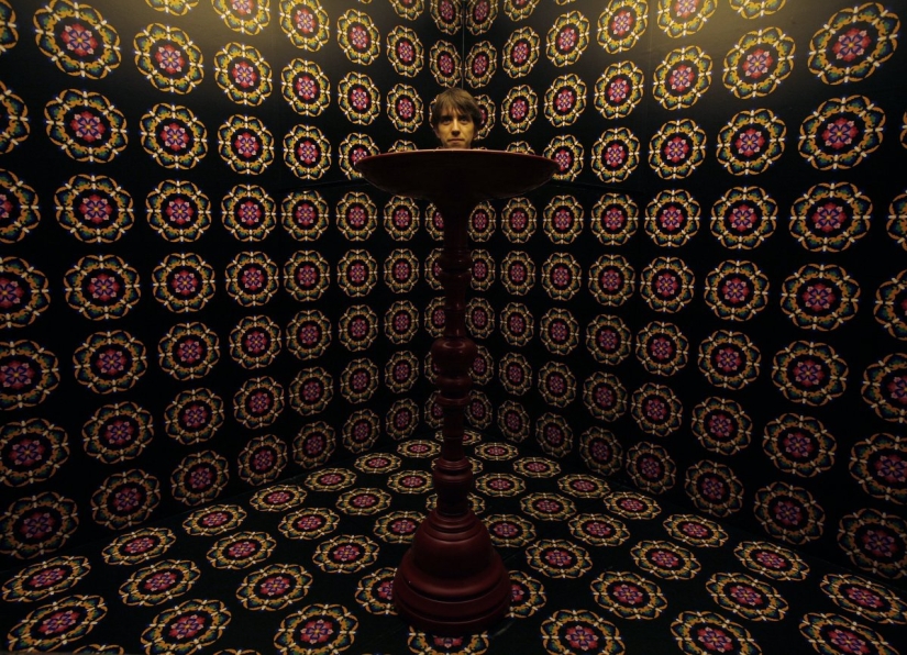 It's all about the angle: 12 strange photos that you have to look twice