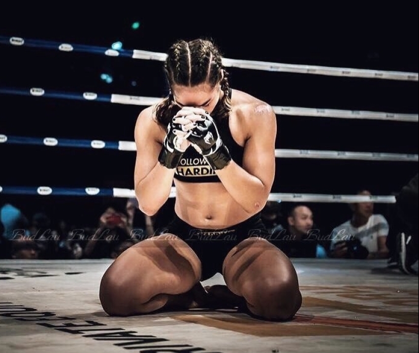 Janai Harding es una belleza caliente con puños de acero