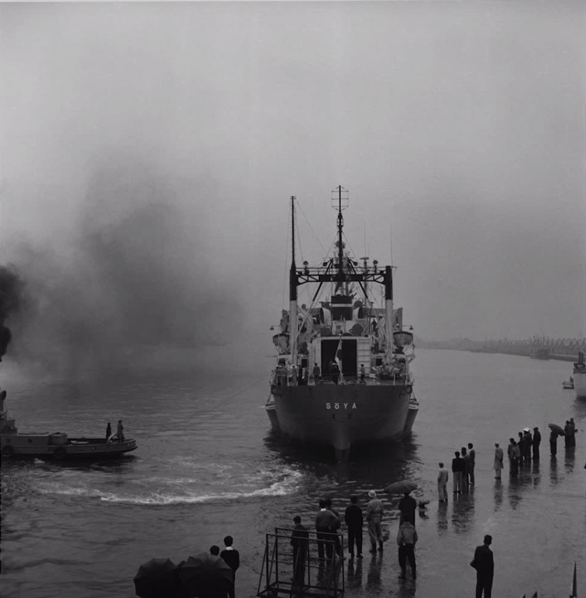 Japan's first female photojournalist still filming at age 101 Japan's first female photojournalist still filming at age 101