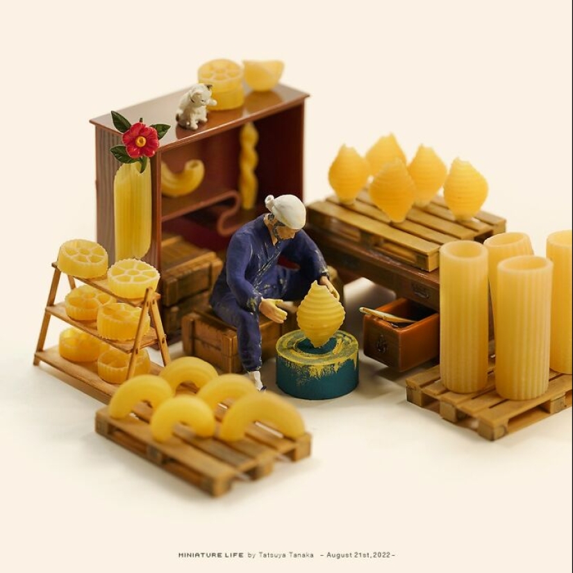Japanese Artist Has Been Creating Miniature Scenes Every Day For 12 Years Japanese Artist Has Been Creating Miniature Scenes Every Day For 12 Years