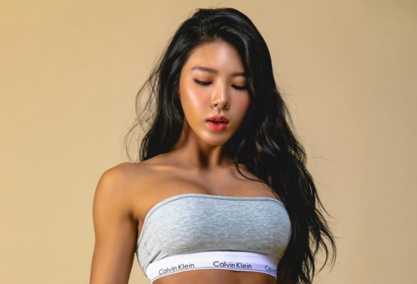 Japanese fitonies: you can't take your eyes off their beauty and femininity