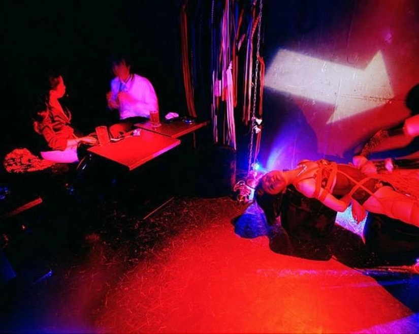 Jardín de placer: la vida de los habituales de los clubes swinger