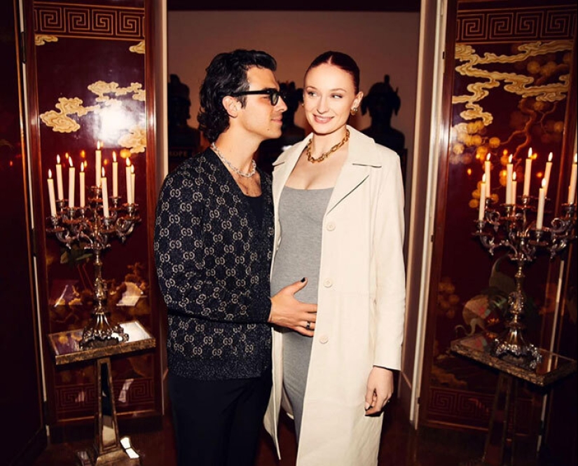 Joe Jonas supuestamente contrata a un abogado de divorcios en medio de un matrimonio de 4 años con Sophie Turner Joe Jonas supuestamente contrata a un abogado de divorcios en medio de un matrimonio de 4 años con Sophie Turner