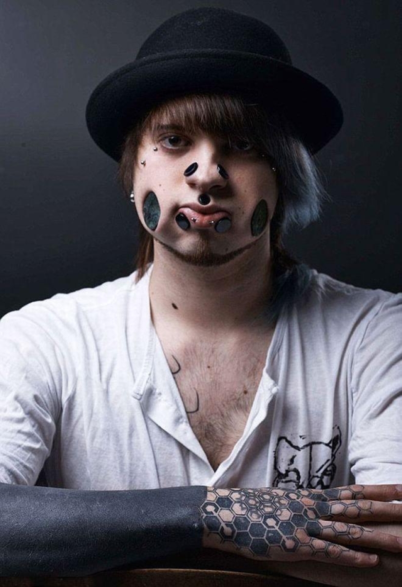 Joel Miggler es el tipo que llevó la modificación corporal extrema al siguiente nivel. Joel Miggler es el tipo que llevó la modificación corporal extrema al siguiente nivel.