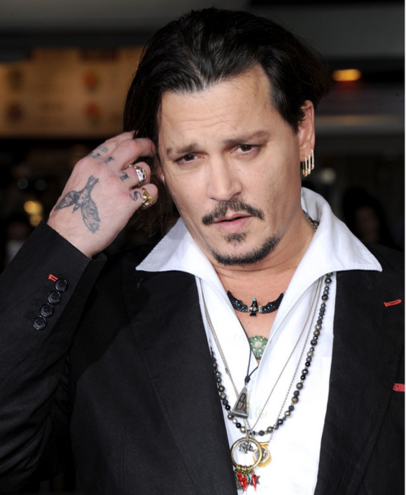 Johnny Depp te enseñará a gastar 2 millones de dólares al mes