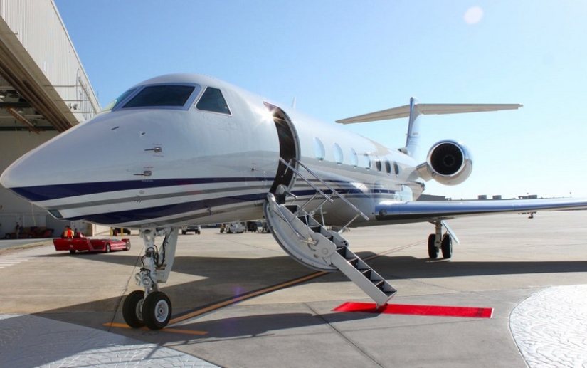 Johnny Depp te enseñará a gastar 2 millones de dólares al mes