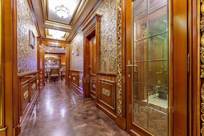 Just some trash: apartments of the Moscow rich Just some trash: apartments of the Moscow rich