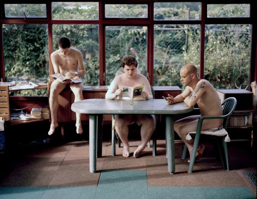 Jóvenes naturistas británicos