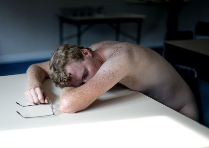 Jóvenes naturistas británicos