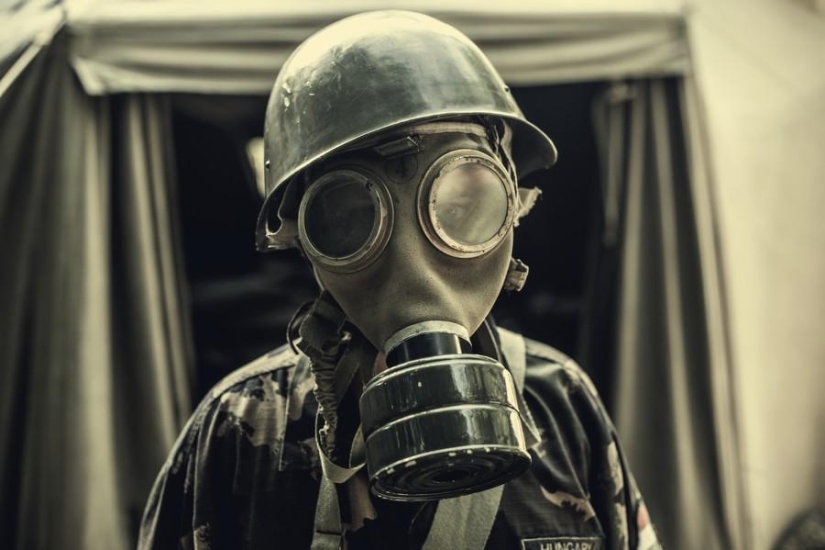 Jóvenes patriotas húngaros en un campamento militar Jóvenes patriotas húngaros en un campamento militar